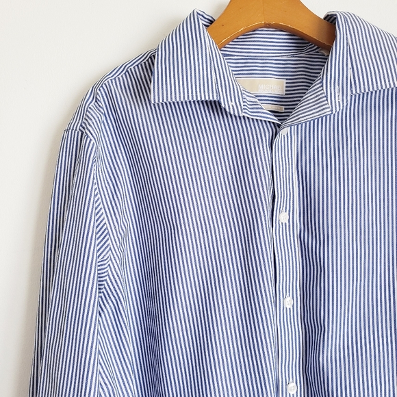 Michael Kors Men's Shirt - Picture 3 of 5